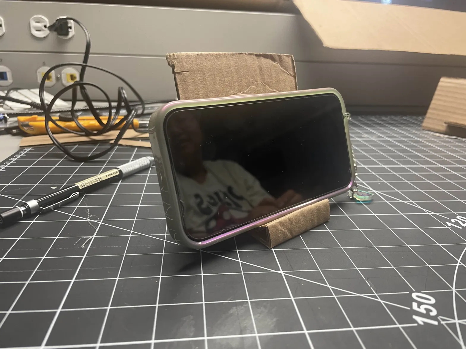 The final look: what the phone stand looks like while in use/with the phone on it